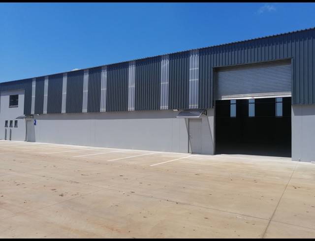 450M² WAREHOUSE TO LET IN WATERFALL